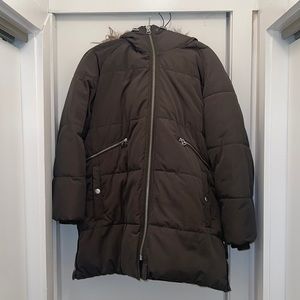 Zara outerwear army green coat. Size large.